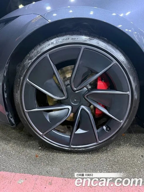 Tesla Model 3 2024 из KR, фото 8