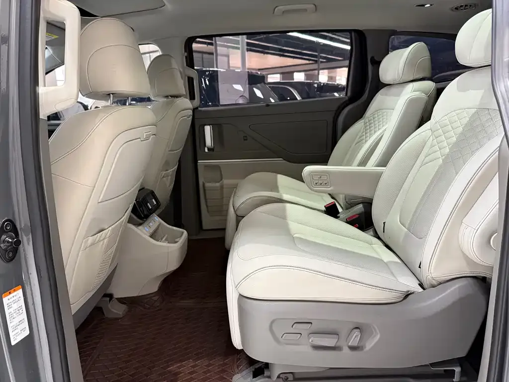 Hyundai Custo 2023 из CN, фото 5