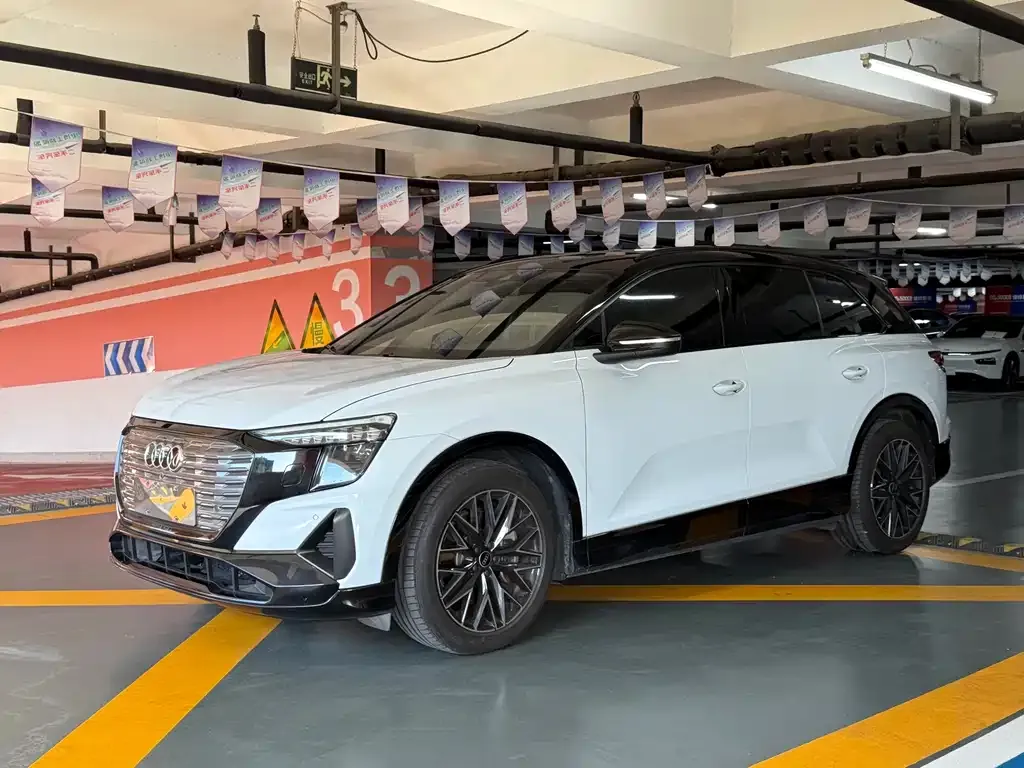 Audi Q5 e-tron 2023 из CN, фото 1