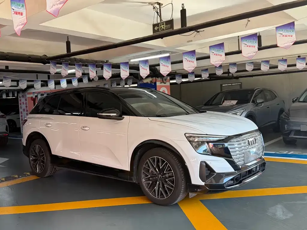 Audi Q5 e-tron 2023 из CN, фото 3