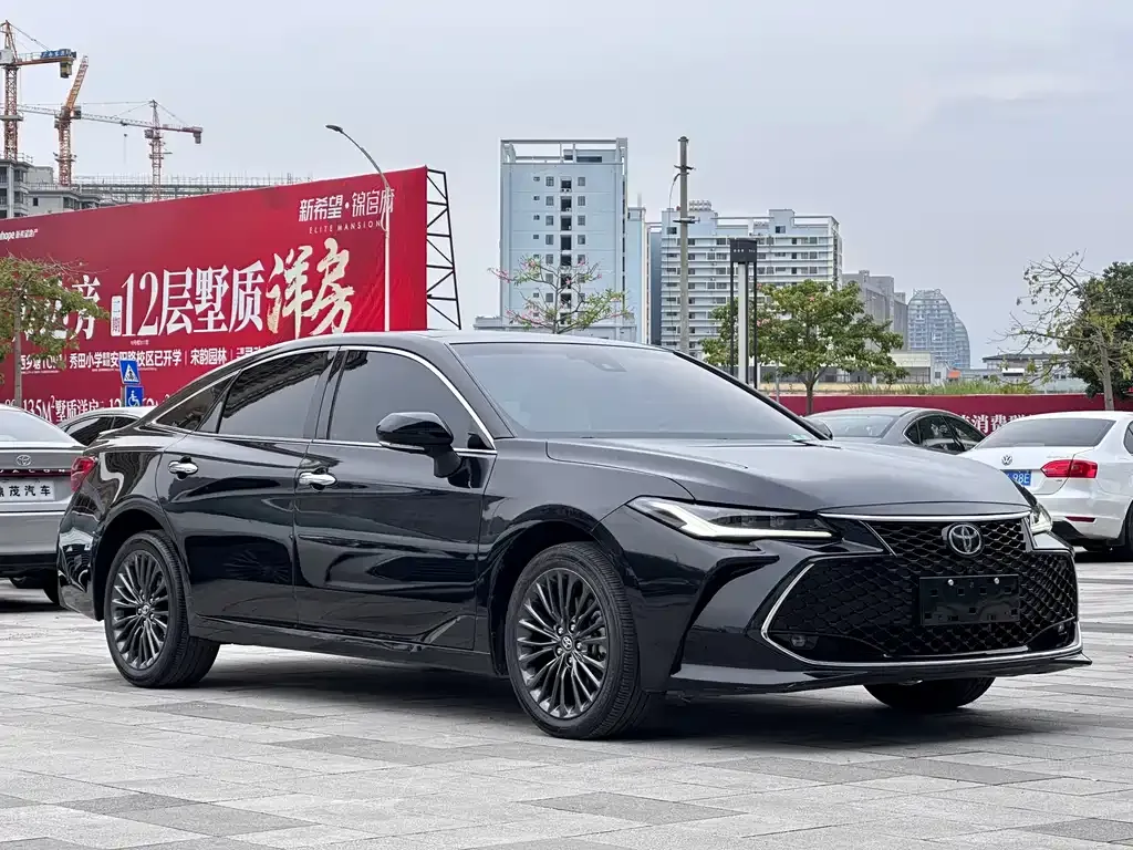 Toyota Avalon 2023 из CN, фото 3