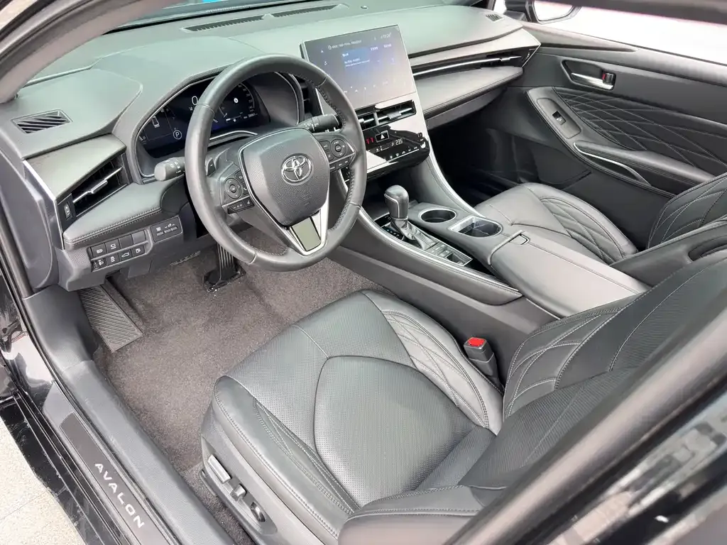 Toyota Avalon 2023 из CN, фото 9
