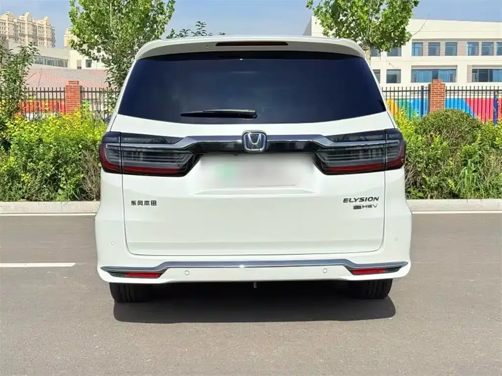 Honda Elysion 2023 из CN, фото 6