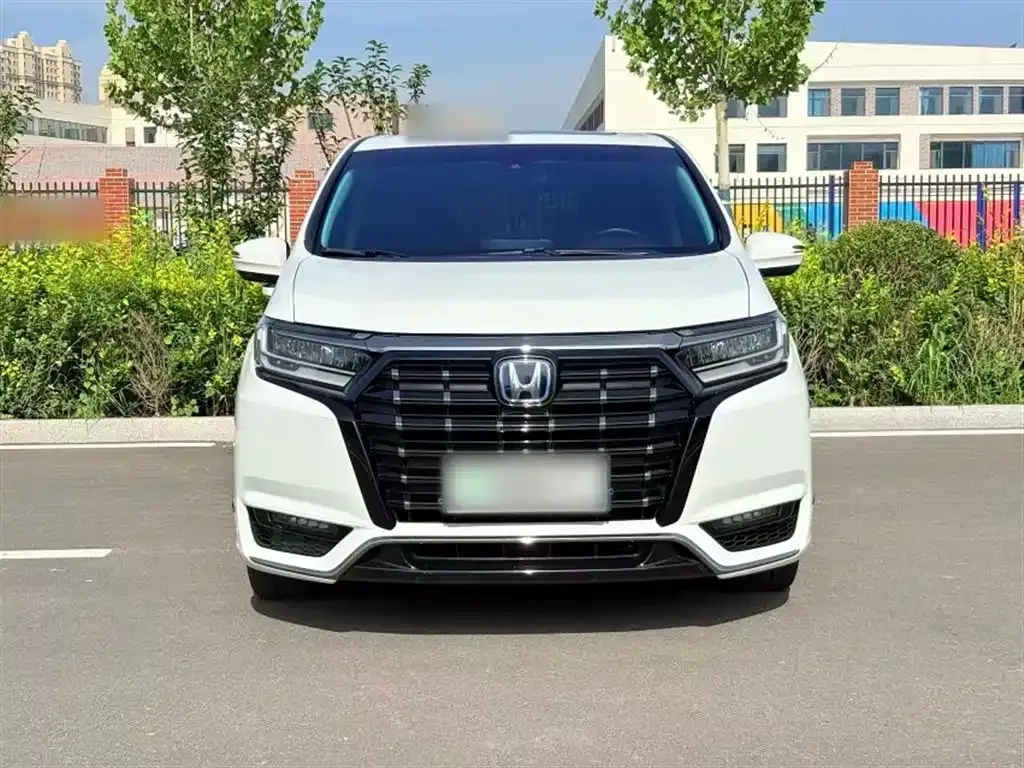 Honda Elysion 2023 из CN, фото 8