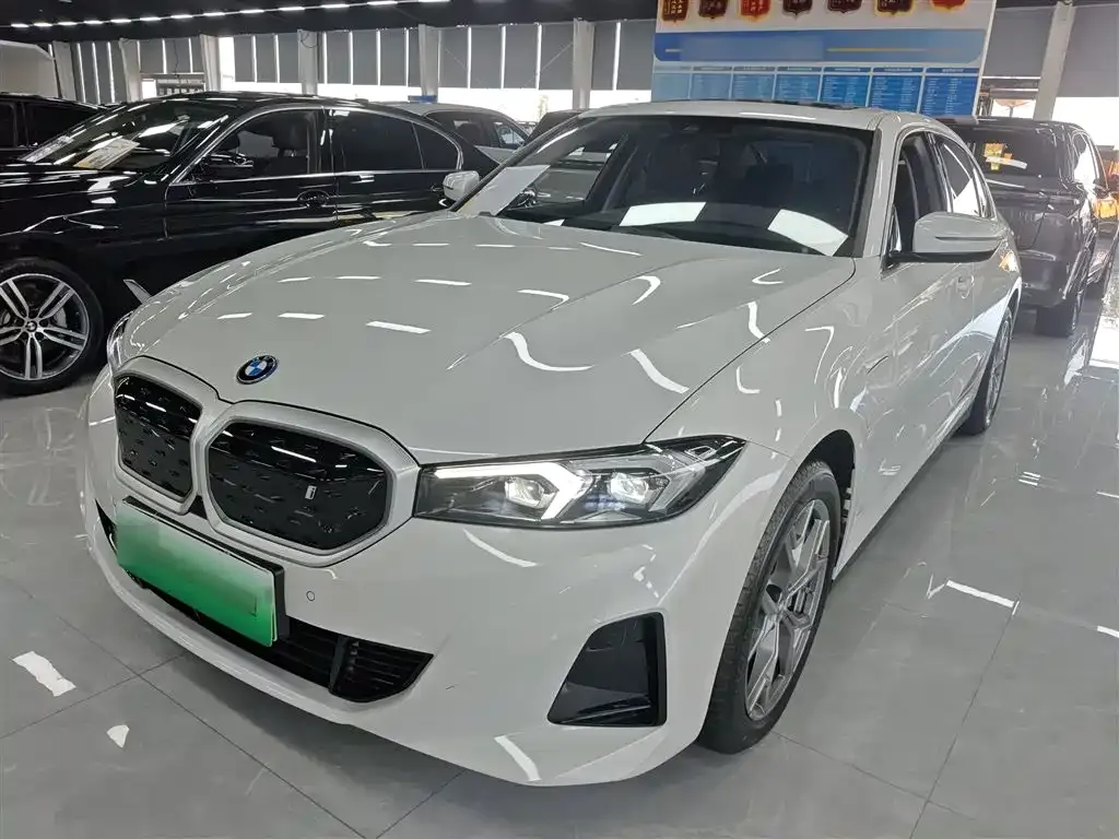 BMW i3 2023 из CN, фото 2