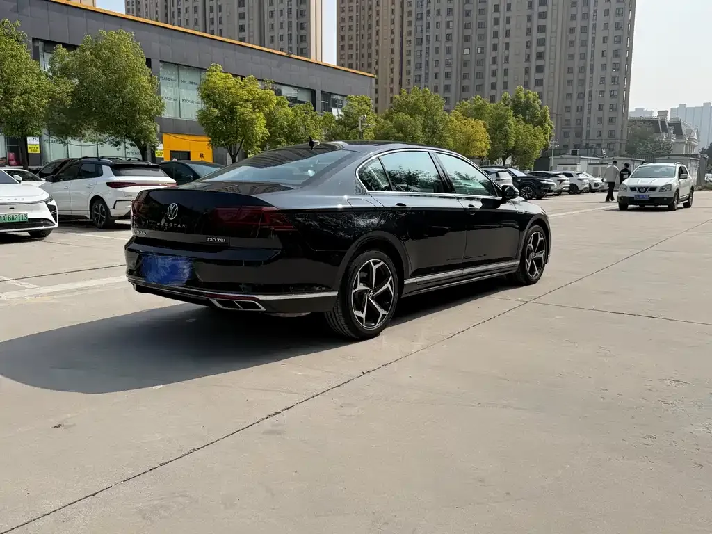 Volkswagen Magotan 2024 из CN, фото 4