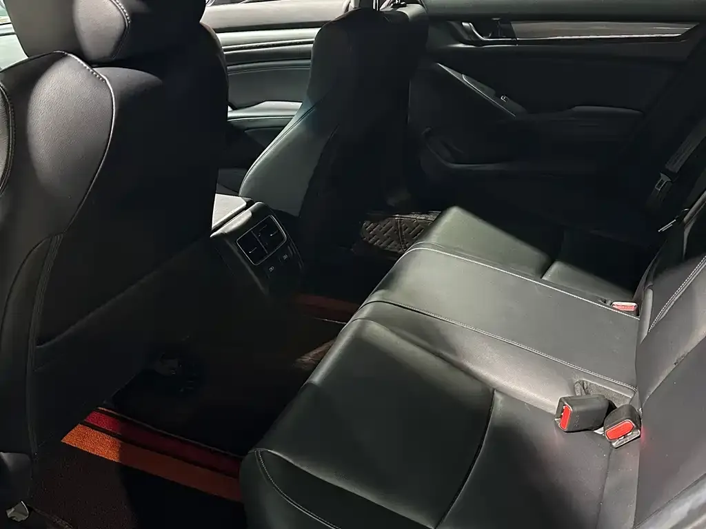 Honda Accord 2022 из CN, фото 6