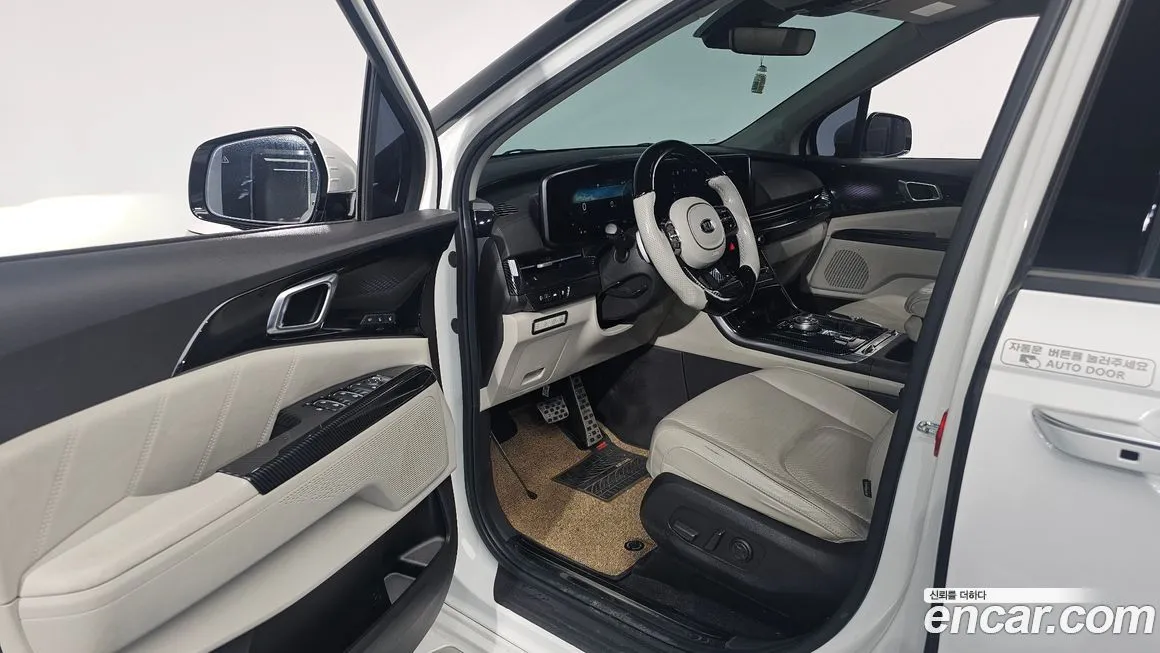 Kia Carnival — фото 10