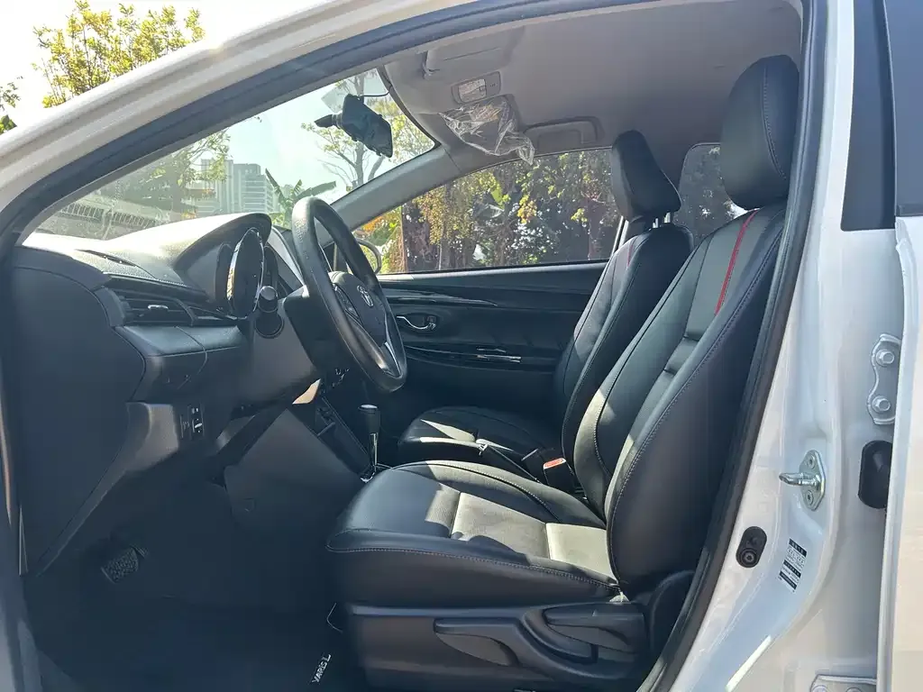 Toyota Yaris L 2023 из CN, фото 8
