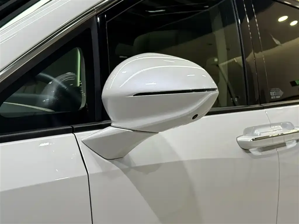 Buick Century 2023 из CN, фото 4