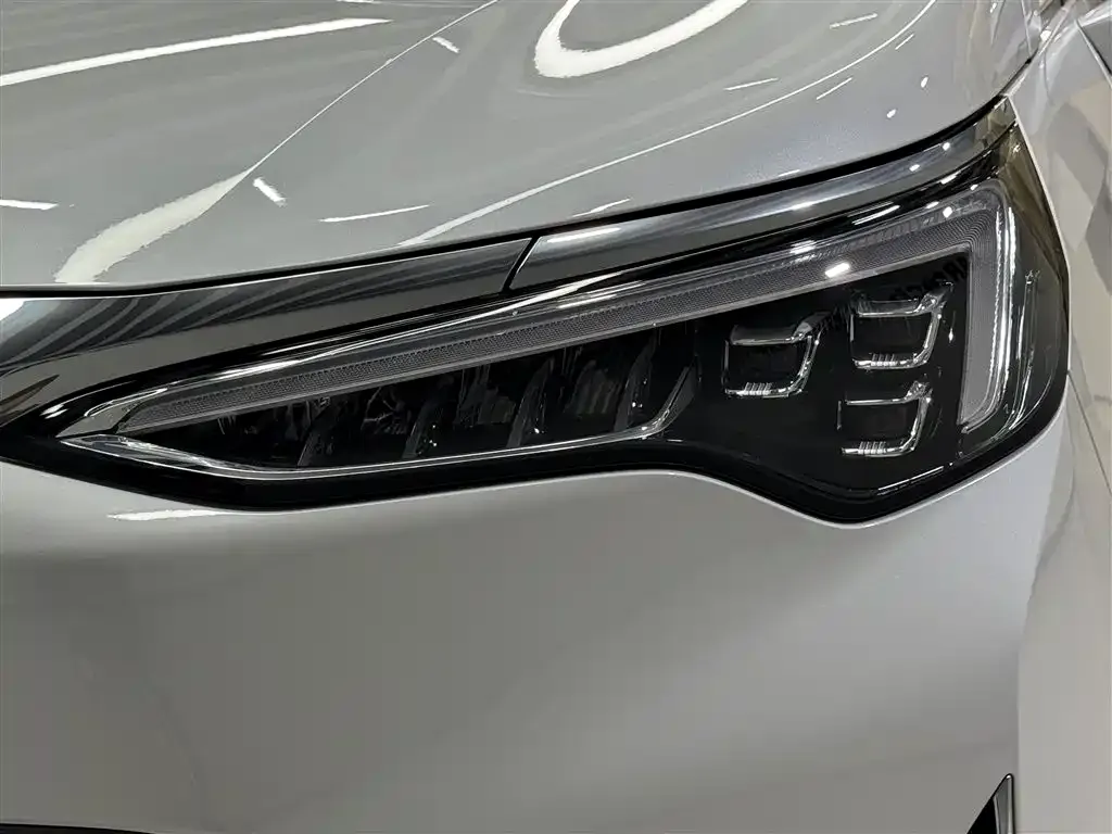 Buick Century 2023 из CN, фото 9