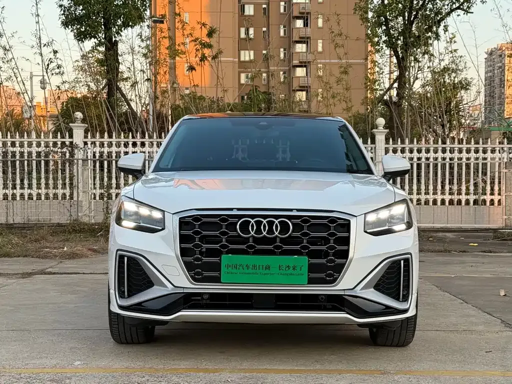 Audi Q2L 2022 из CN, фото 2