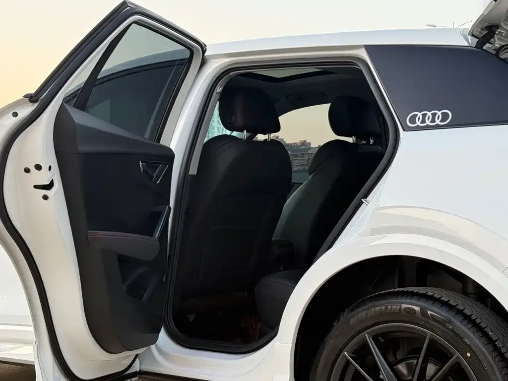 Audi Q2L 2022 из CN, фото 9