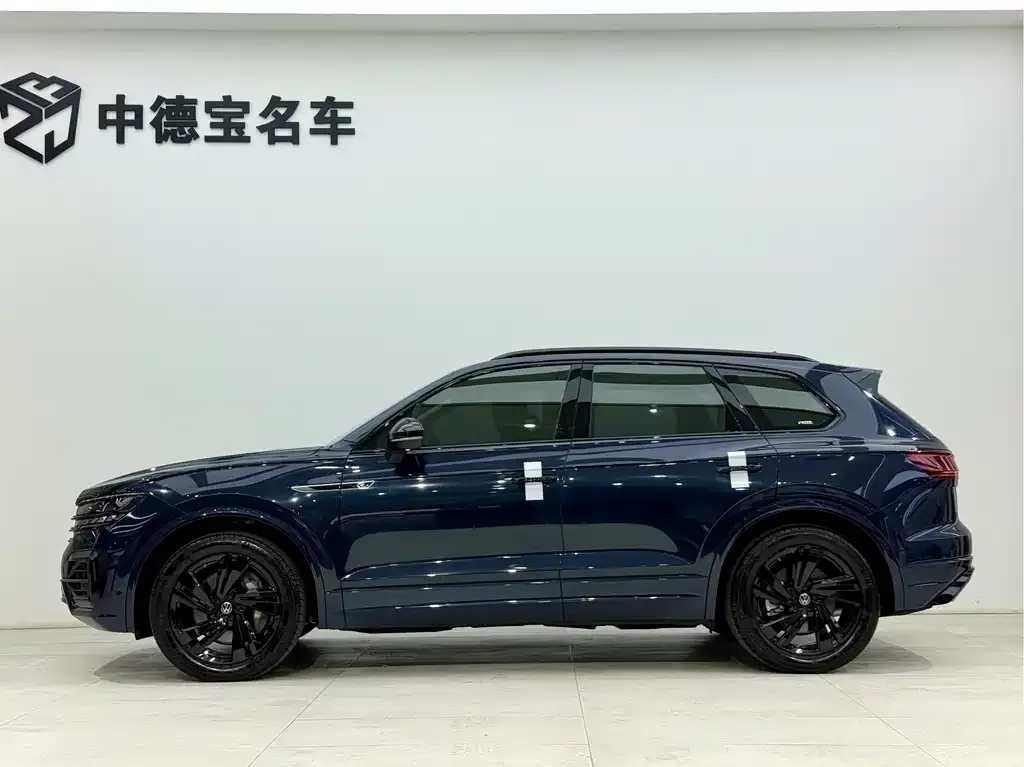 Volkswagen Touareg 2023 из CN, фото 3