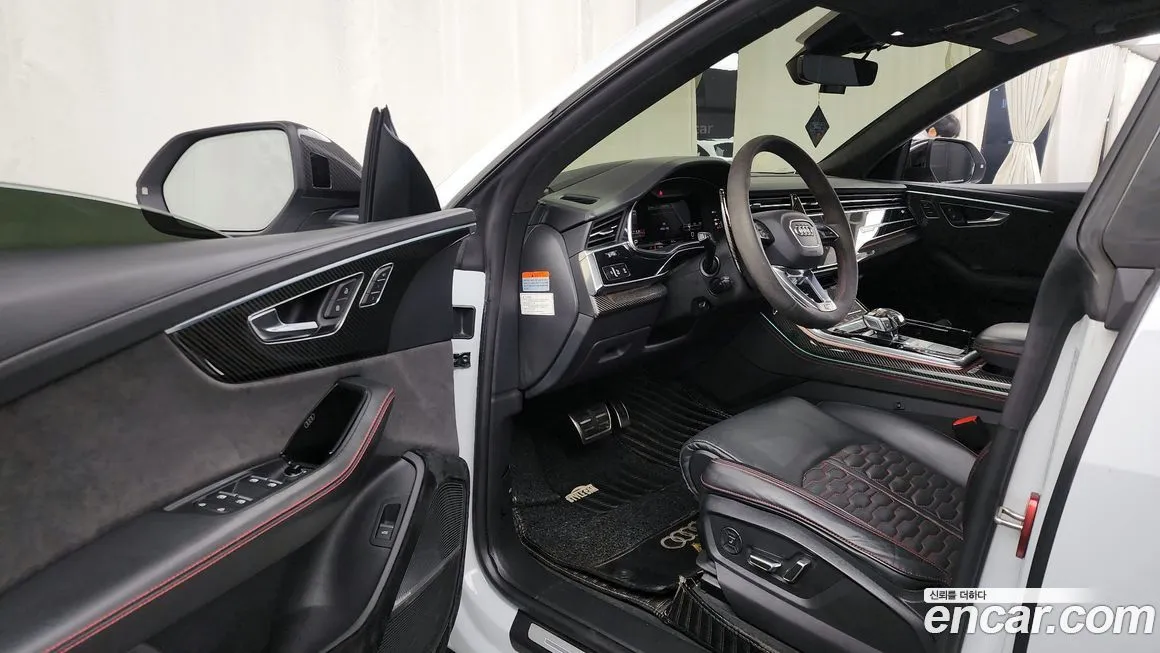 Audi RSQ8 2021 из KR, фото 10