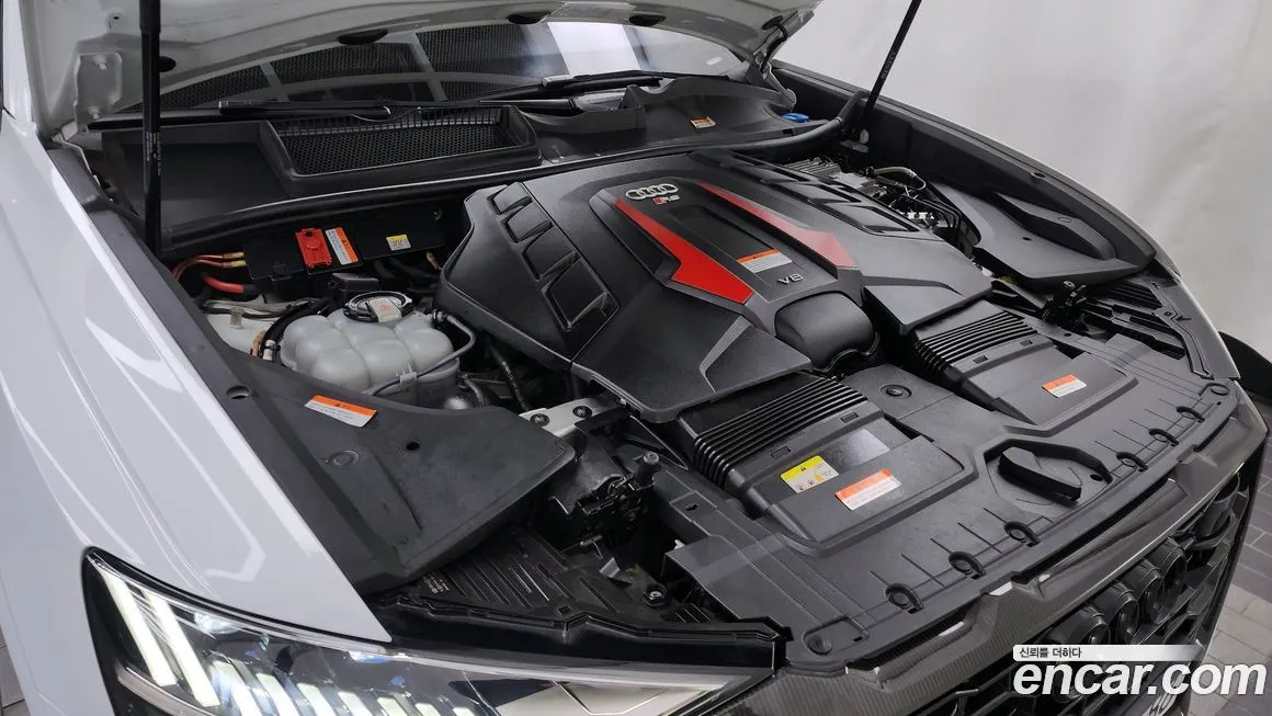 Audi RSQ8 2021 из KR, фото 6