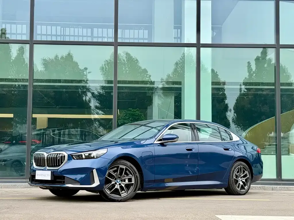 BMW i5 2024 из CN, фото 1