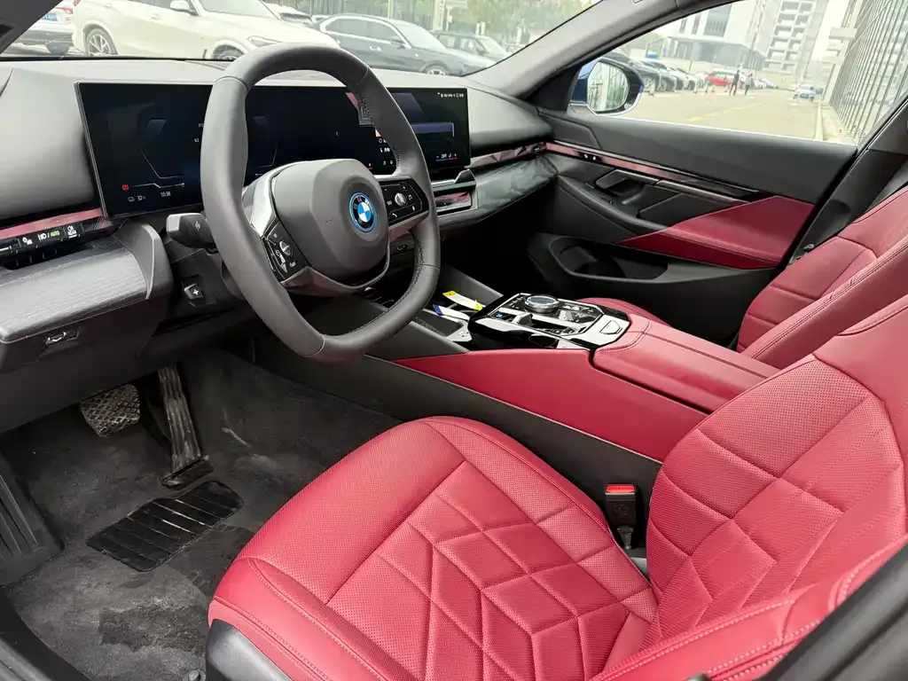 BMW i5 2024 из CN, фото 4