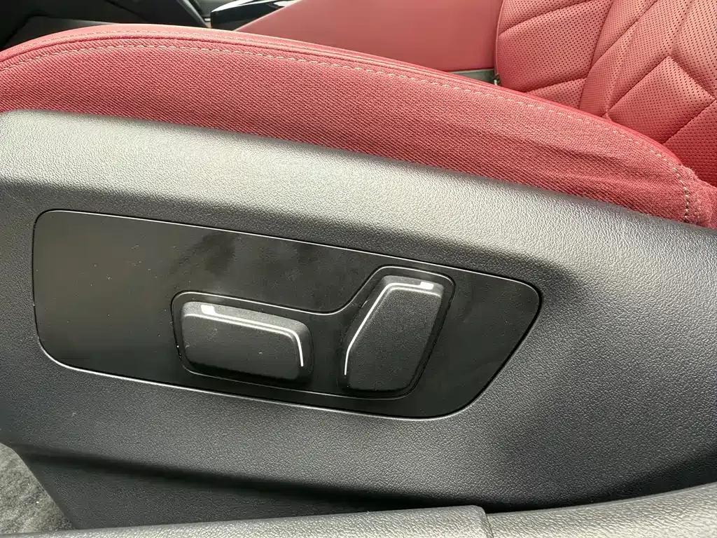 BMW i5 2024 из CN, фото 6