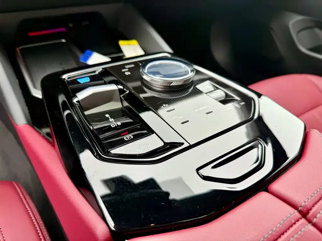 BMW i5 2024 из CN, фото 9