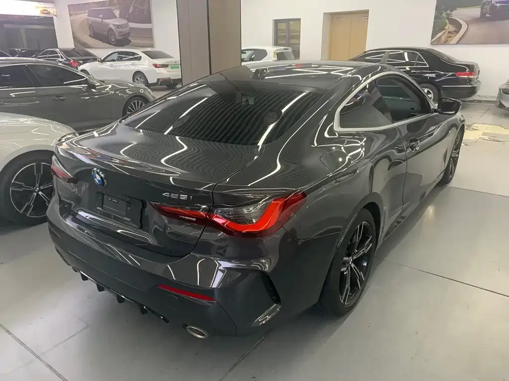 BMW 4 Series 2023 из CN, фото 9