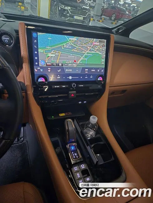 Toyota Alphard — фото 10