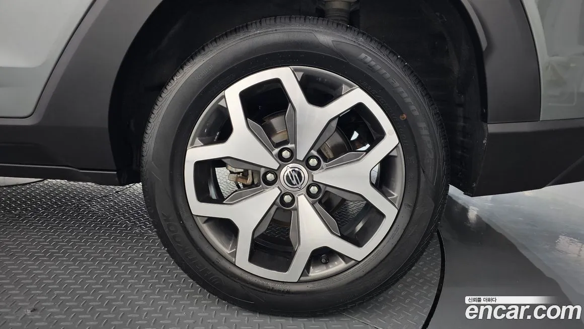KG Mobility (Ssangyong) Torres 2023 из KR, фото 5