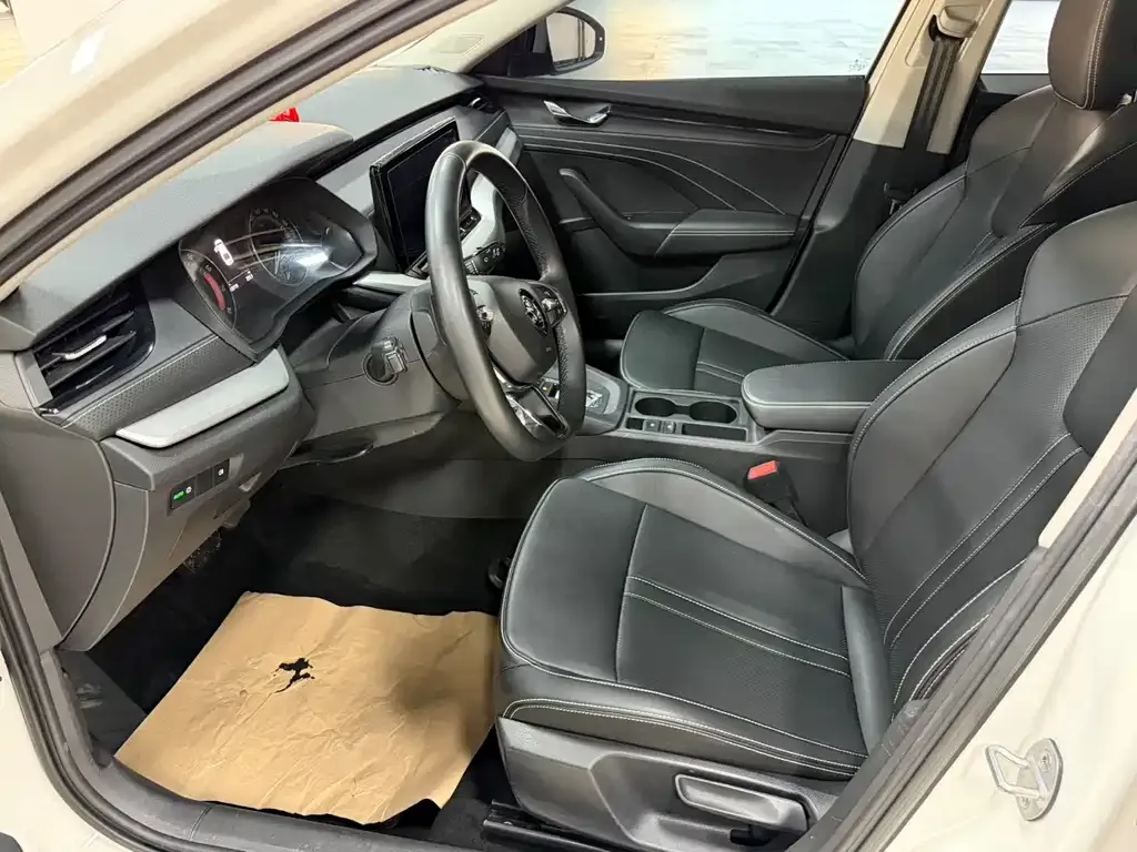 Skoda Octavia 2021 из CN, фото 10