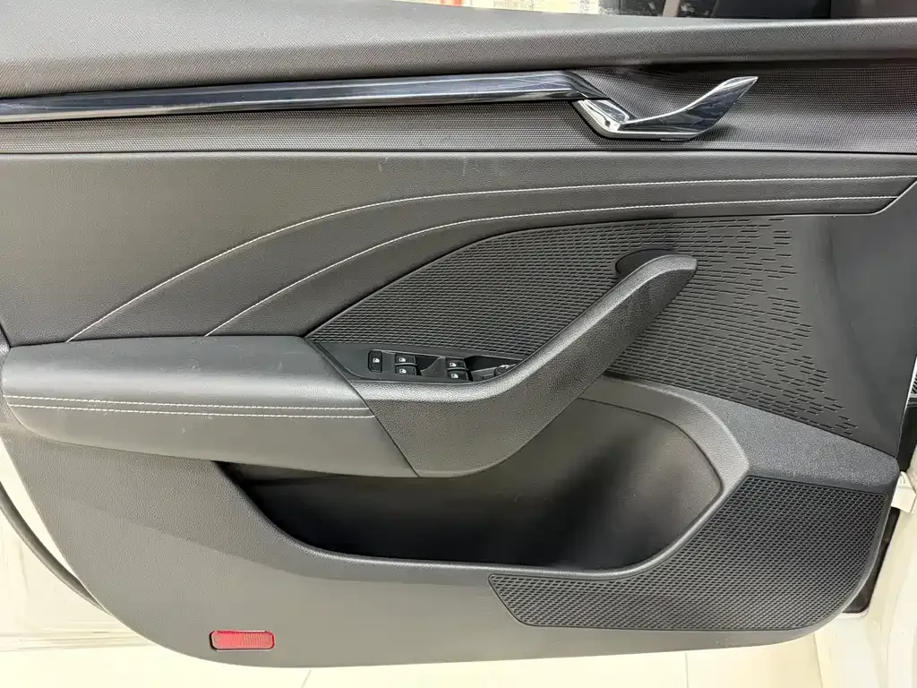 Skoda Octavia 2021 из CN, фото 9