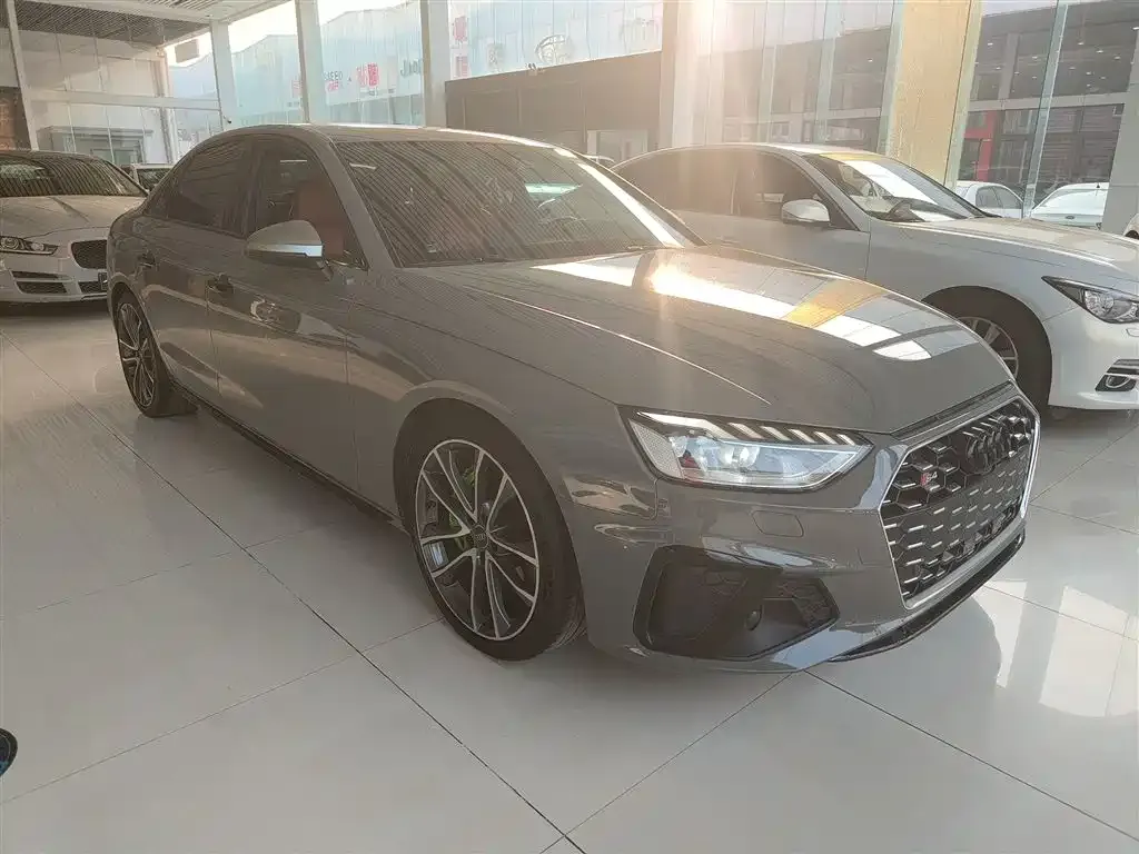 Audi S4 2021 из CN, фото 4