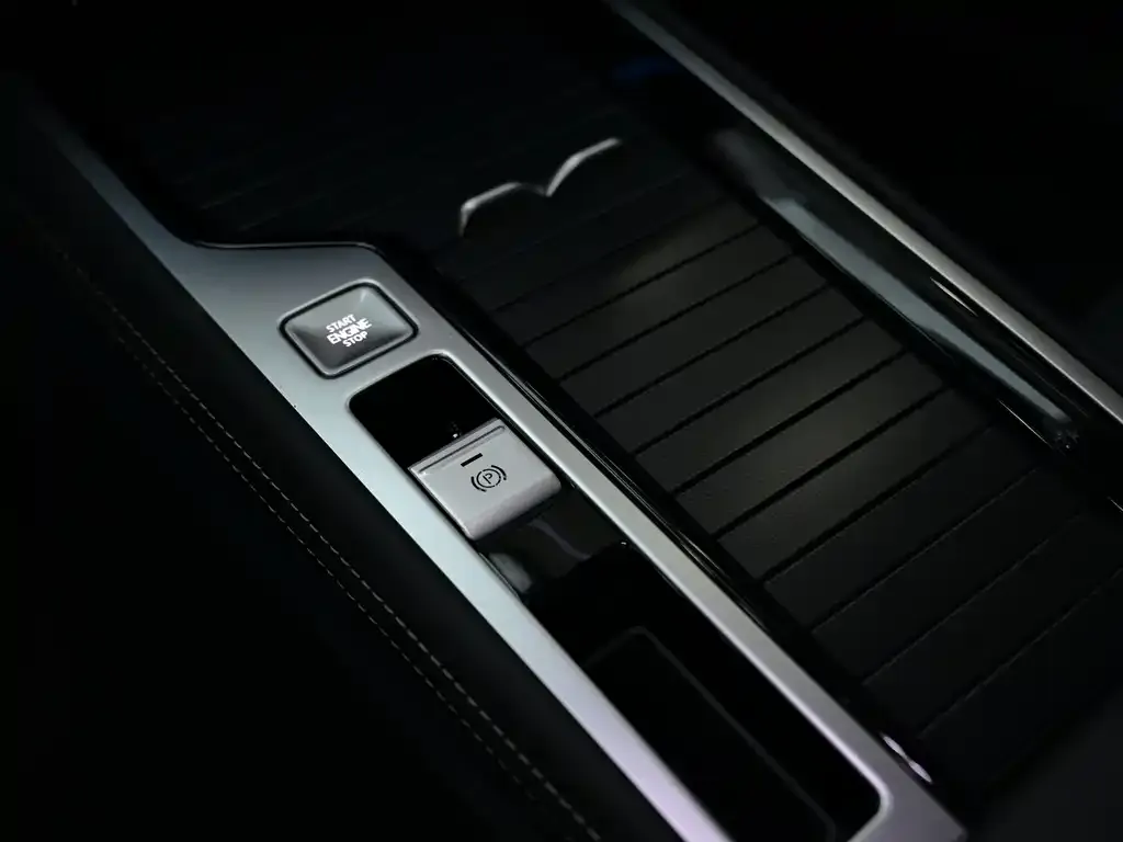 Volkswagen Magotan 2025 из CN, фото 8