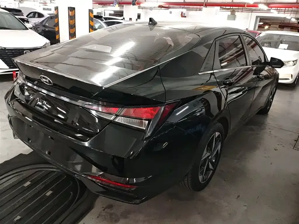 Hyundai Elantra 2023 из CN, фото 7