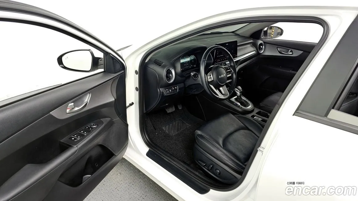 Kia K3 2022 из KR, фото 10