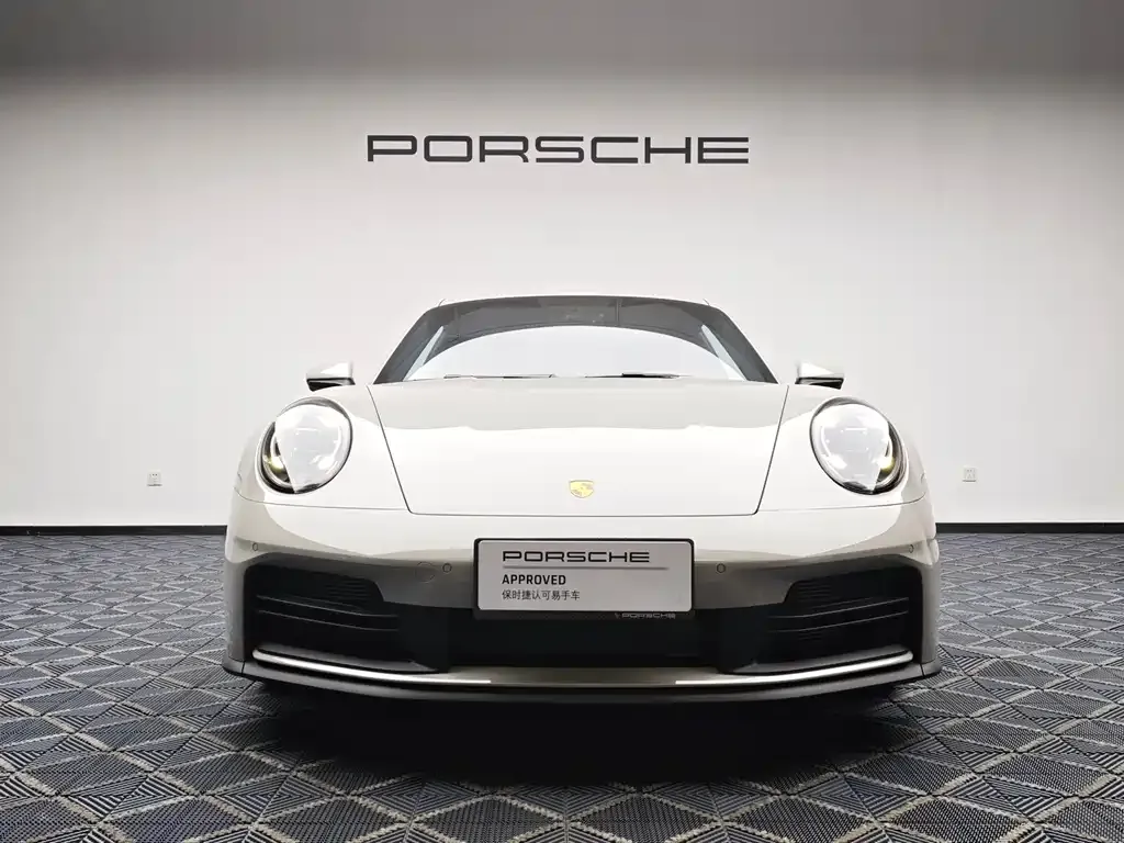 Porsche 911 2025 из CN, фото 2