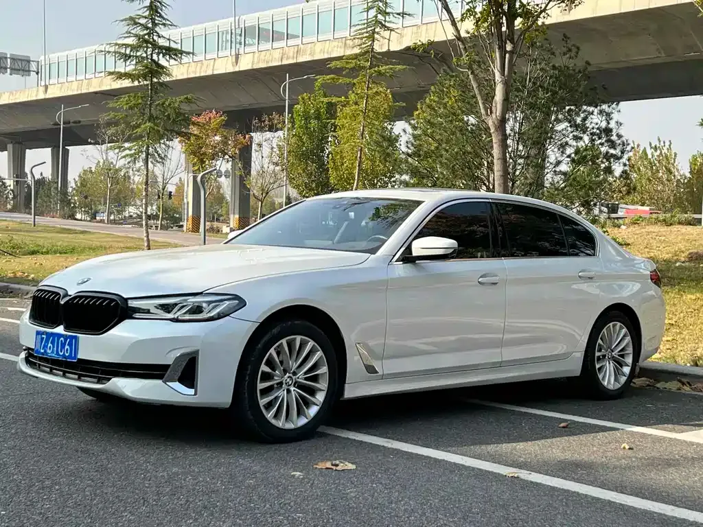 BMW 5 Series — фото 2