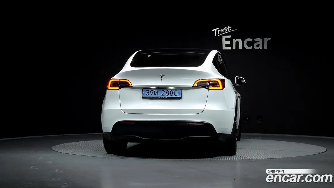 Tesla Model Y 2023 из KR, фото 4