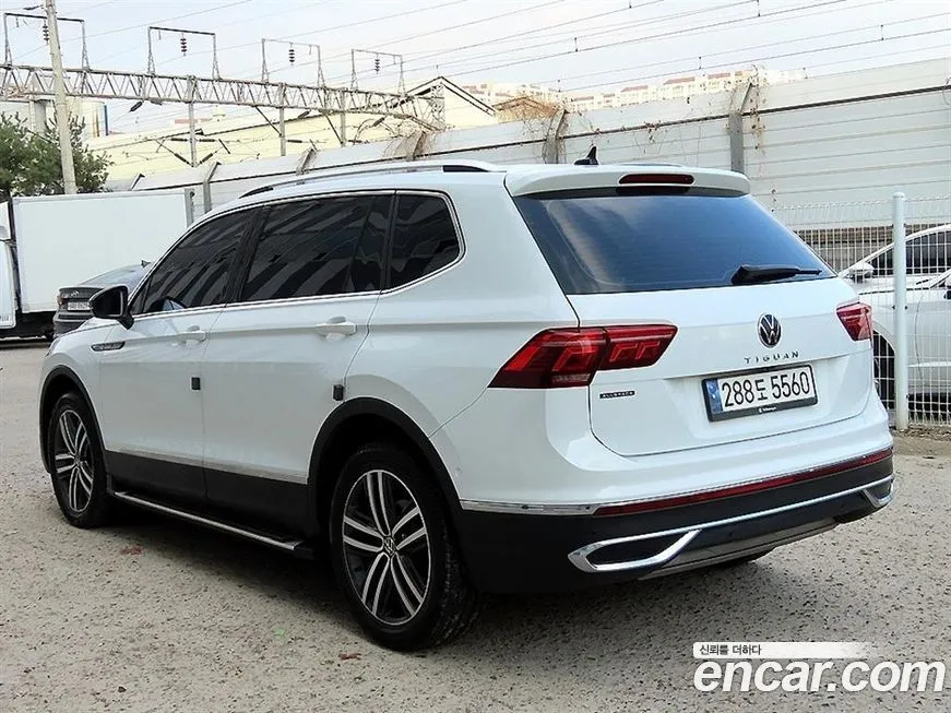 Volkswagen Tiguan — фото 3