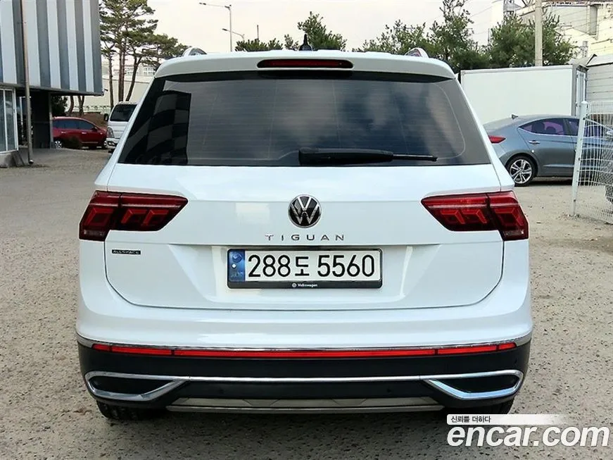 Volkswagen Tiguan — фото 4