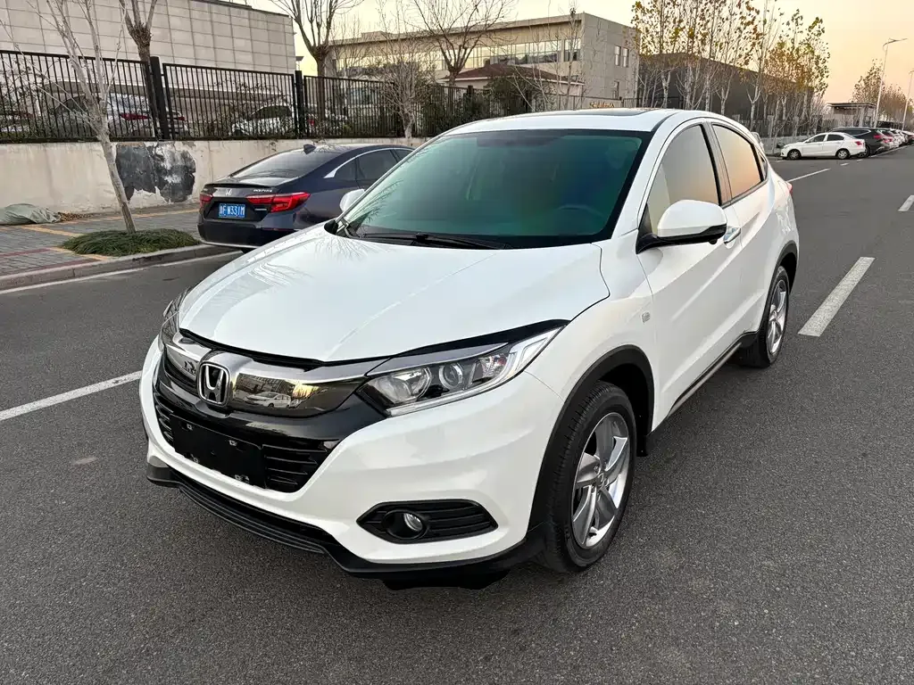Honda Vezel 2022 из CN, фото 1