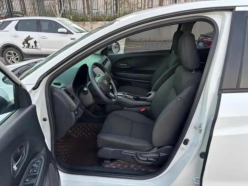 Honda Vezel 2022 из CN, фото 7