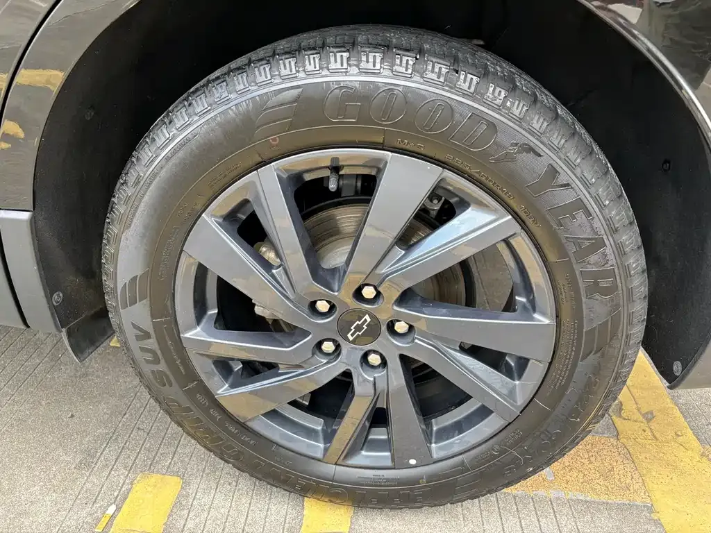 Chevrolet Equinox 2022 из CN, фото 10