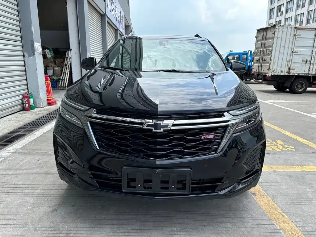 Chevrolet Equinox 2022 из CN, фото 2