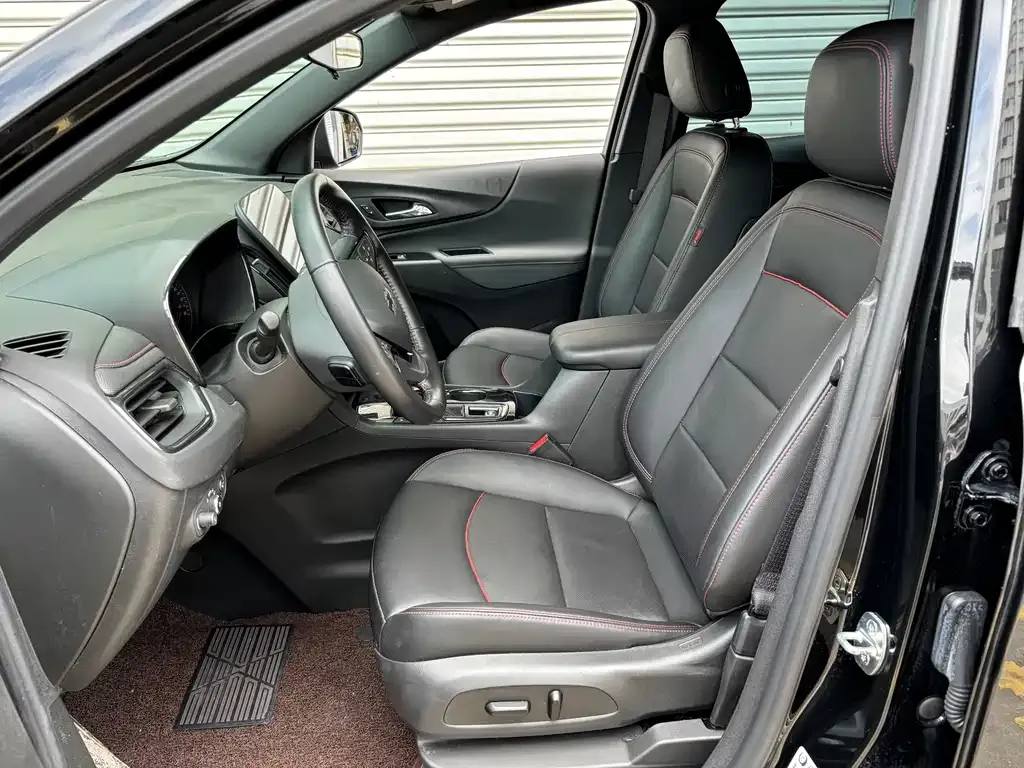 Chevrolet Equinox 2022 из CN, фото 5