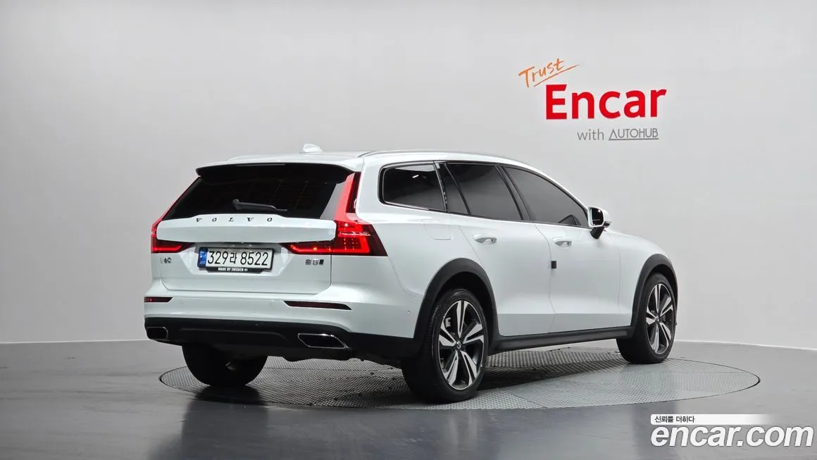 Volvo V60 — фото 2