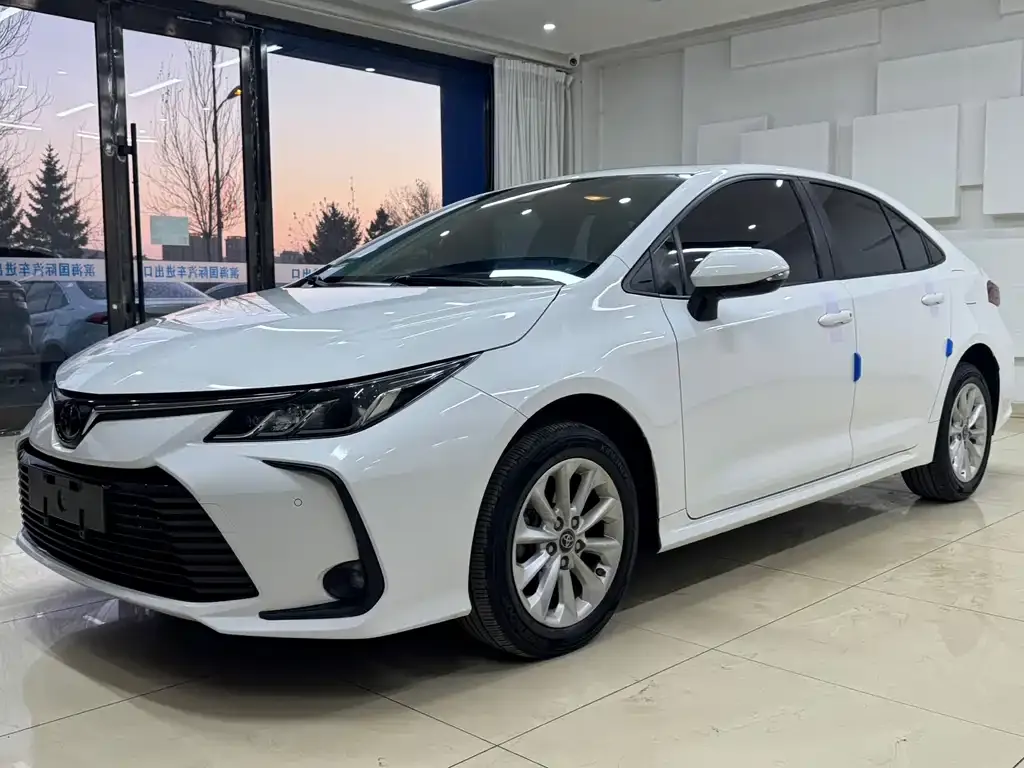 Toyota Corolla 2021 из CN, фото 1