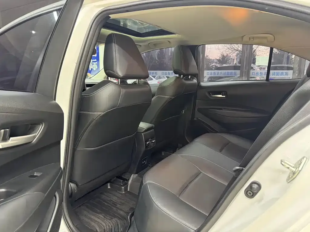 Toyota Corolla 2021 из CN, фото 8