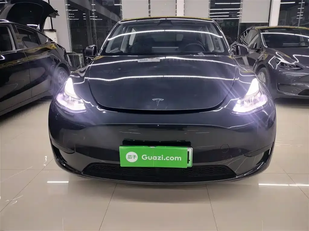 Tesla Model Y 2024 из CN, фото 3