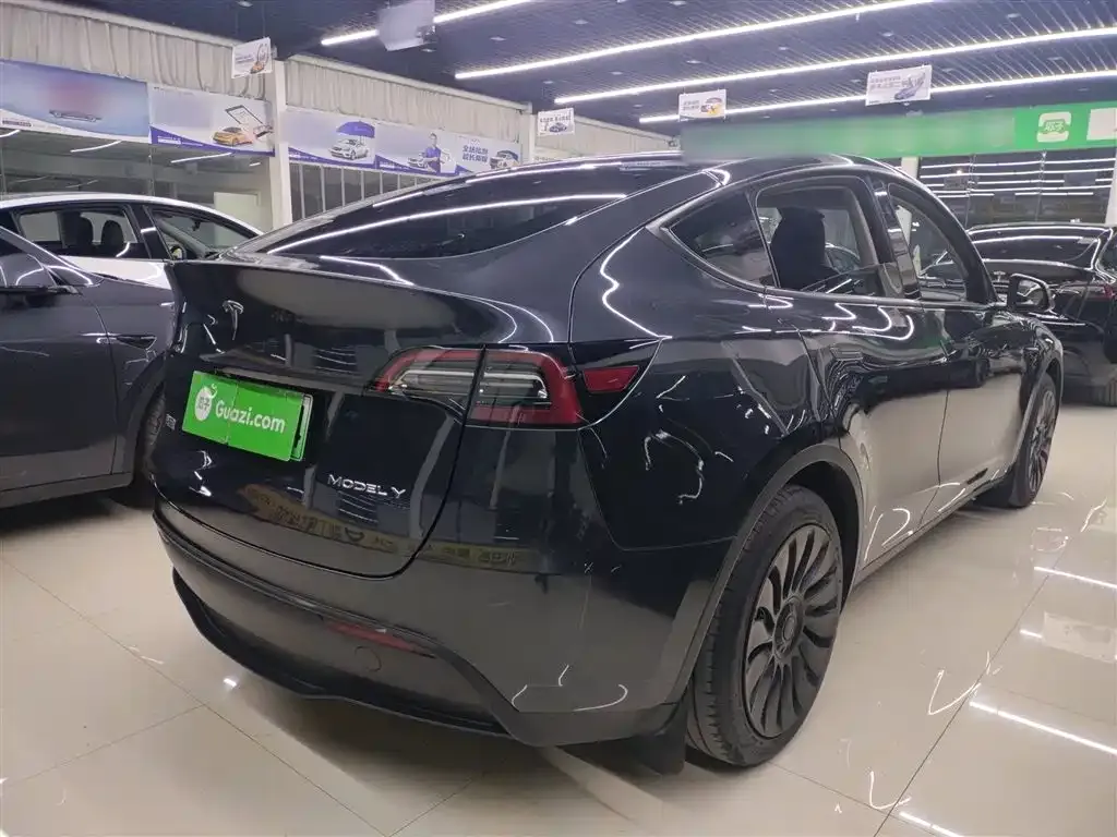 Tesla Model Y 2024 из CN, фото 7