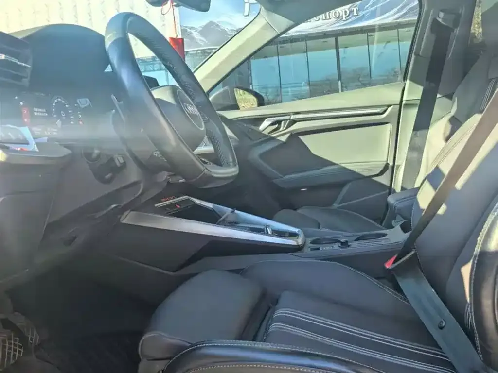 Audi A3 2023 из CN, фото 9
