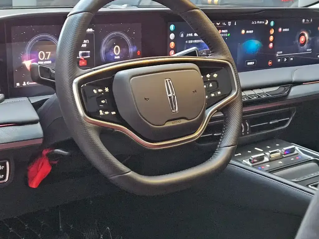 Lincoln Z 2024 из CN, фото 3